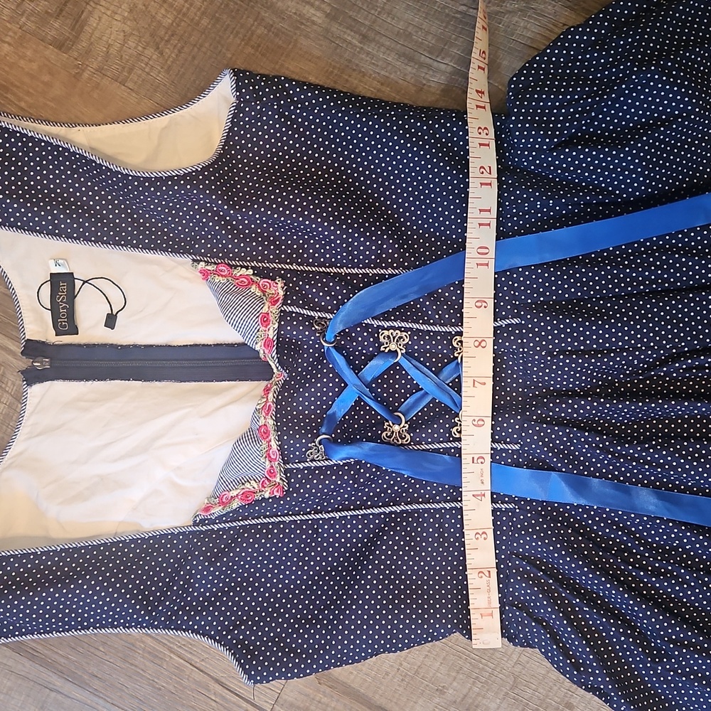 Glory Star Oktoberfest Dress - Picture 10 of 11